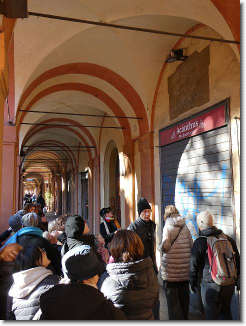 Clicca per scorrere le foto originali ingrandite