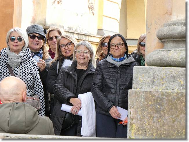 Clicca per scorrere le foto originali ingrandite