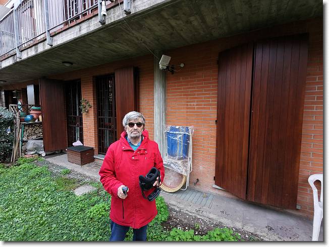 Clicca per scorrere le foto originali ingrandite