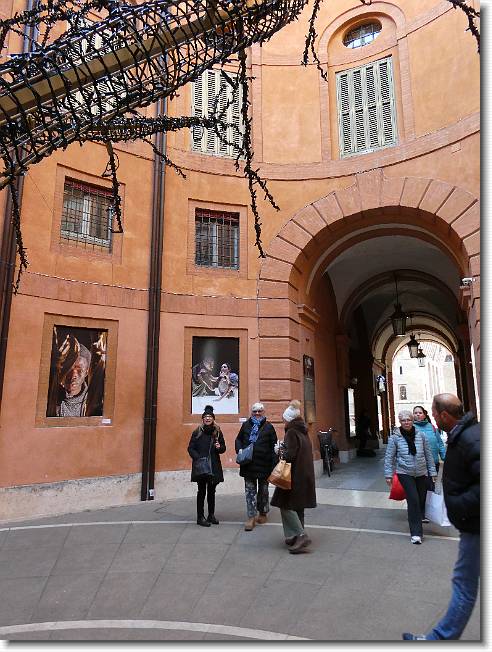 Clicca per scorrere le foto originali ingrandite