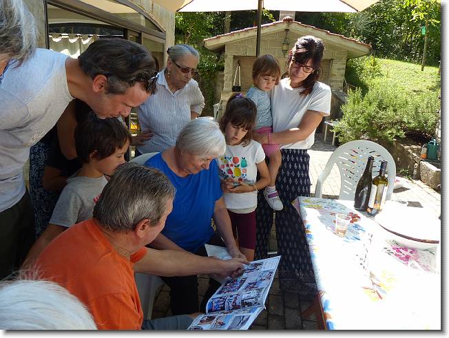 Clicca per scorrere le foto originali ingrandite