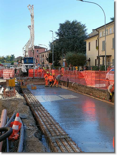 Clicca per scorrere le foto originali ingrandite