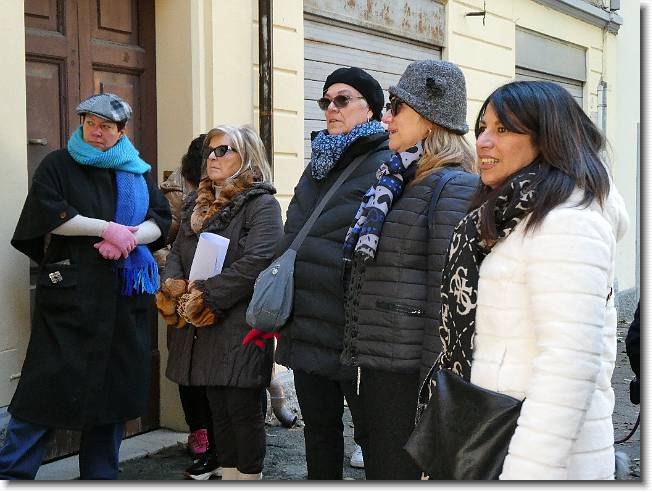 Clicca per scorrere le foto originali ingrandite