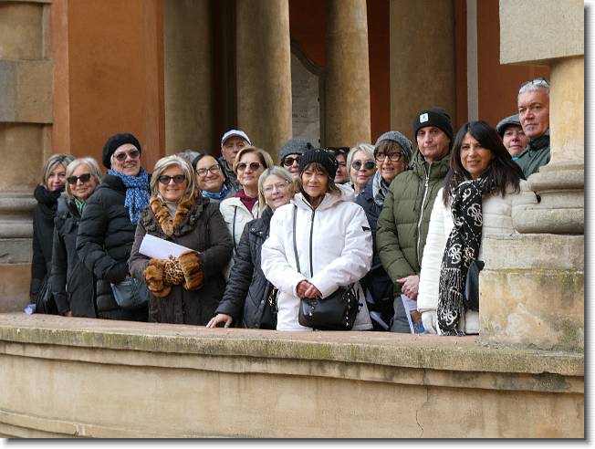 Clicca per scorrere le foto originali ingrandite