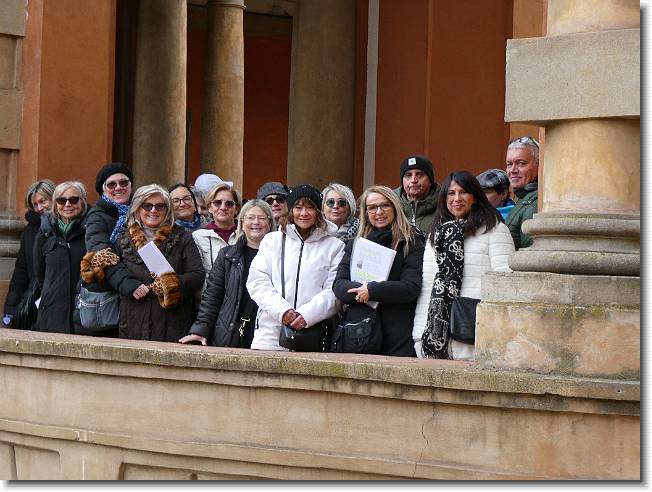 Clicca per scorrere le foto originali ingrandite