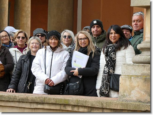 Clicca per scorrere le foto originali ingrandite