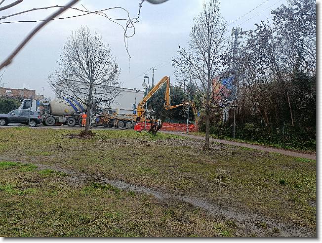 Clicca per scorrere le foto originali ingrandite