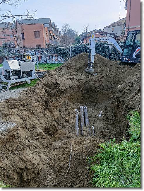 Clicca per scorrere le foto originali ingrandite