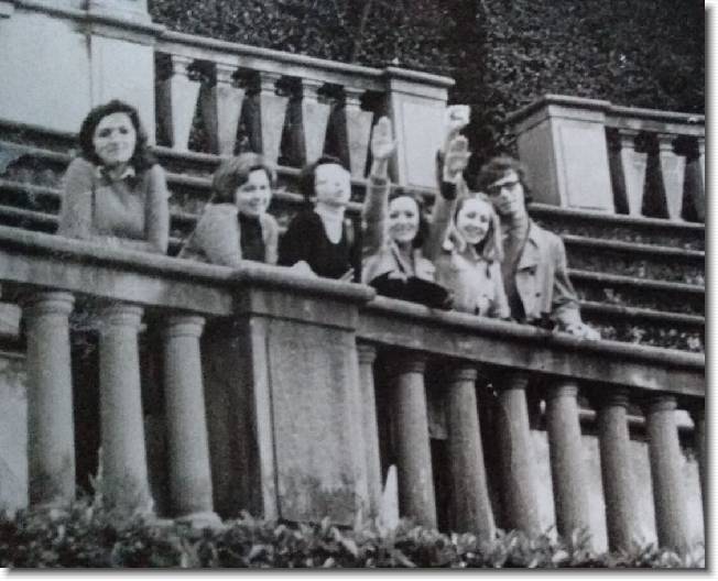 Clicca per scorrere le foto originali ingrandite